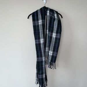 A&F Scarf (Blue/Green plaid)